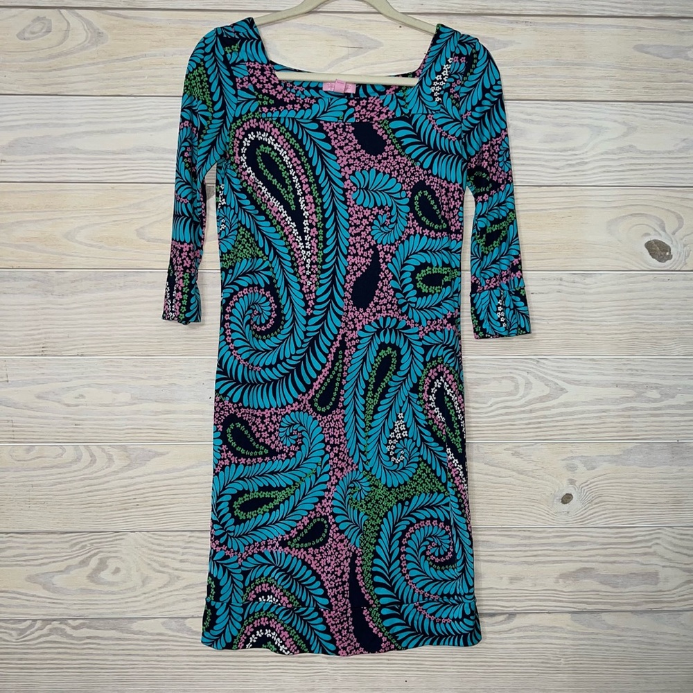 Lilly Pulitzer 💯 silk 3/4 sleeve dress with paisley pattern